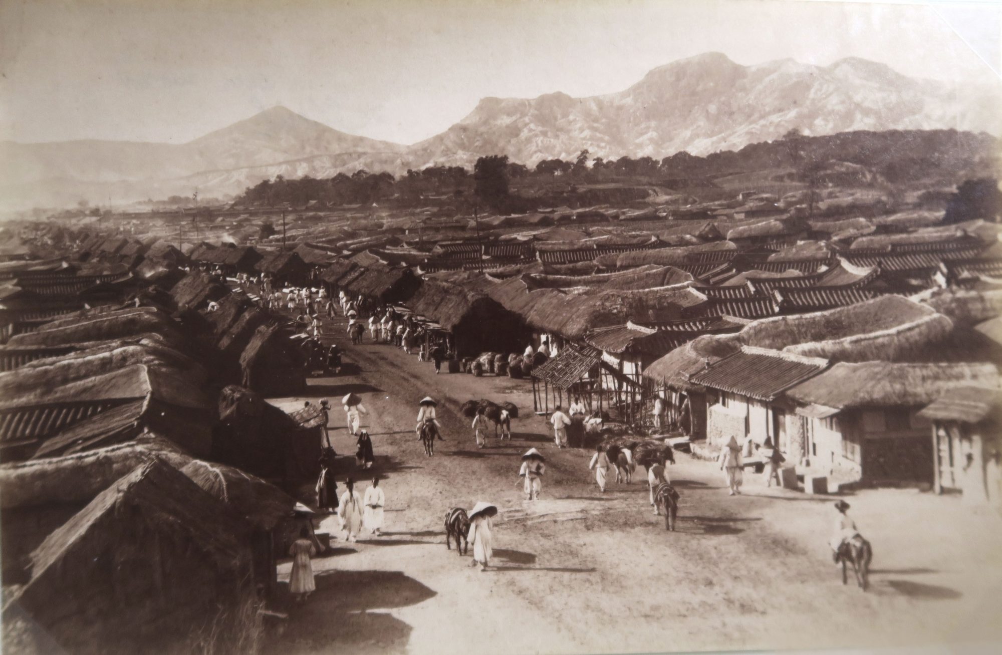 Seoul.1892-93. 4 pieces